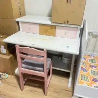 تخت کودک ، میز تحریر، صندلی غذای کودک