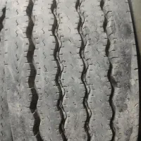 لاستیک‌تیوپلس‌۲۳۵نیسان‌خاوری