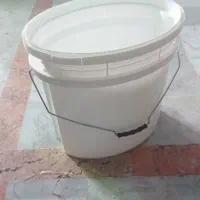 سطل|ظروف نگهدارنده، پلاستیکی، یک‌بارمصرف|سرخنکلاته, |دیوار