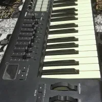 میدی کنترلر ۴۹ کلاویه