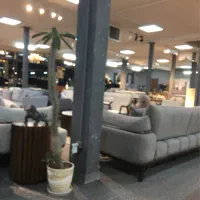 کار در فروشگاه مبلمان