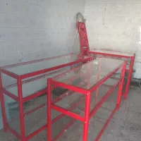 میز ویترین شیشیه ای