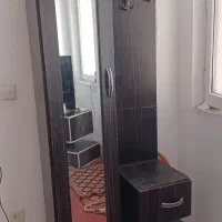 اینه قدی و کمد