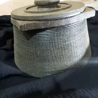 یک عدد  ظروب قدیمی  سنگی