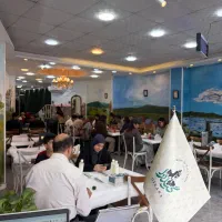 ظرفشور در رستوران