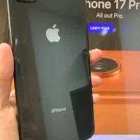 ایفون۸پلاس مشکی۲۵۶گیگ تک سیم باطری۱۰۰