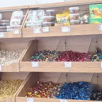 فروشندگی در آجیل و تخمه