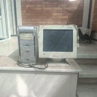 کامپیوتر( مانیتور و کیس )