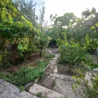 خونه باغ دنج داخل شهر گتاب