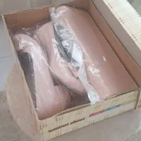 کفش و کیف ورنی، صورتی کرم پودری روشن|کیف، کفش، کمربند|تهران, فلسطین (میدان انقلاب)|دیوار