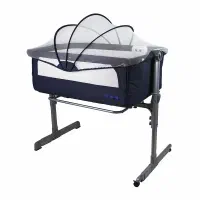 تخت کنار مادر