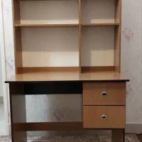 میز تحریر شیک و جادار، MDF باکیفیت، در حد نو