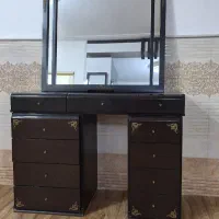 کمد سه تکیه تمیز وسالم ومیز آرایشی باعسلی|تخت و سرویس خواب|قم, باغ شریفی|دیوار