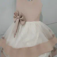 تعدادی لباس