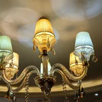 یک جفت لوستر ۶ شاخه