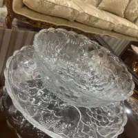 تعدادی ظروف کریستال