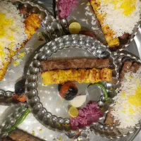 باغ رستوران سنتی و تالار صدف