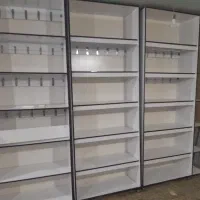 قفسه وصندلی