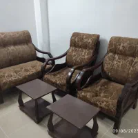 مبل 8 نفره به همراه 4 عدد میز|مبلمان خانگی و میز عسلی|اصفهان, جی شیر|دیوار