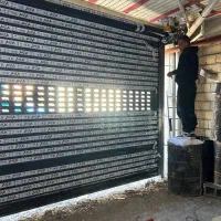 نصب انواع کرکره های برقی / درب‌های آکاردئونی