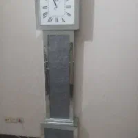 ساعت ایستاده