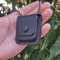 گردنآویز حجمی حرز و دعا چرم طبیعی دستدوز