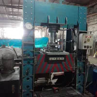 پرس هیدرولیک 200تن و گیوتین 2میل|ماشین‌آلات صنعتی|اصفهان, حصه جنوبی|دیوار