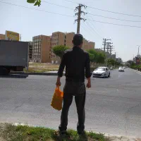 کارگر ساده و بنا هستم