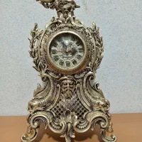 ساعت برنزی طرح قدیمی با تلفیق آدمک و دلفین و صورت