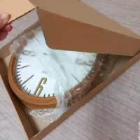 ساعت دیواری نسکافه ای قهوه ای  طرح چوب کاملا نو