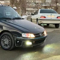 مربی آموزش رانندگی (حرکات نمایشی)