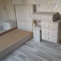 تخت تک نفر سالم