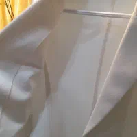 کُت سفید کاملا نو|لباس|رشت, دروازه لاکان|دیوار