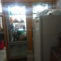 کارگر ساده در ساندویچی