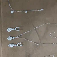نقره ویترینی و کاملا شیک
