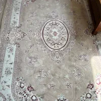 یک عدد فرش ۶ متری