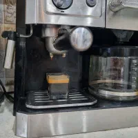 یک عدد اسپرسوساز دلونگی