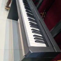 فروش پیانو پرتابل یاماها P45 همراه پایه و پدال|پیانو، کیبورد، آکاردئون|اردبیل, |دیوار
