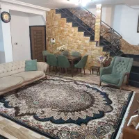 دو عدد فرش ۱۲ متری و ۹ متر