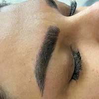 پذیرش مدل میکرو ابرو با هزینه مدل ، محدود