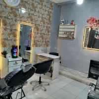 سالن زیبایی مانیا
