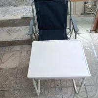 صندلی و میز