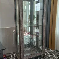 ویترین تازه نو چوبی در ریلی