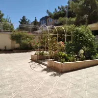 ۱۷۰مترزمین عرض۱۳/۴ تجاری مسکونی معلم حاشیه صدف