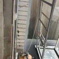 چهار پایه آهنی|صندلی و نیمکت|قرچک, باقرآباد|دیوار