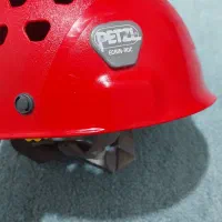 کلاه ایمنی سنگنوردی و کوهنوردی پتزل petzel