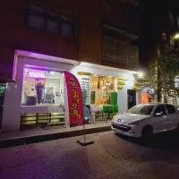 28 متر مغازه تجاری