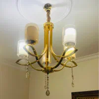 یک عدد لوستر برنز بسیار نو ۵ شاخه