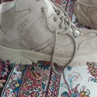 لباس سپاهی خاکی با پوتین|لباس|زابل, |دیوار