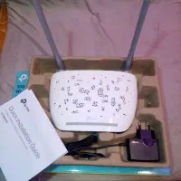 مودم روتر ptp-link در حد نو